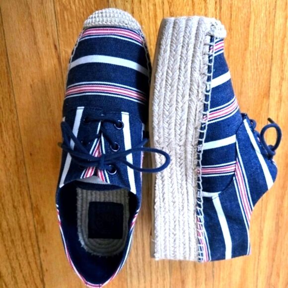 Tory Burch Espadrilles woman's size 7 ResortWear Vacation Cruisewear - Picture 4 of 8